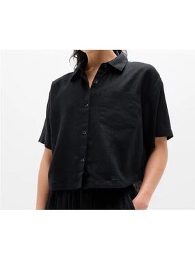 Athleta Black Short-Sleeve Button-Down Shirt